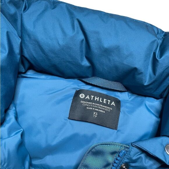 ATHLETA Downtown Puffer Vest Dark Teal Size XS - Picture 5 of 5